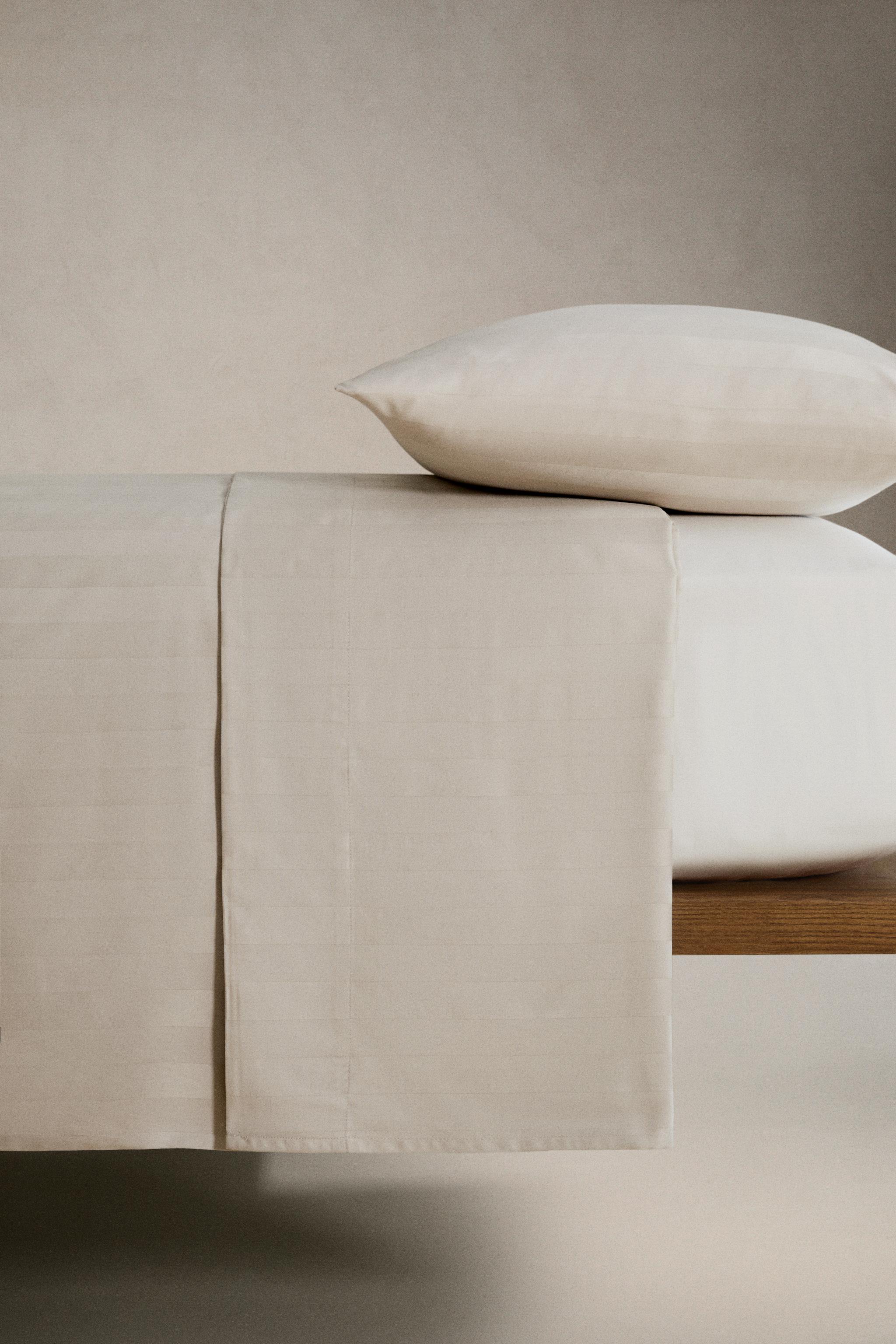 STRIPED SATEEN FLAT SHEET 500-THREAD-COUNT